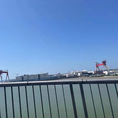 Studio Cosy Avec Terrasse, Proche Chantiers Et Airbus سان نازير المظهر الخارجي الصورة